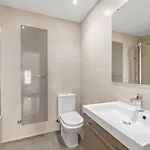 1100 Beachfront First Line