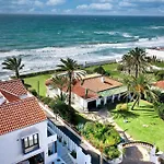 1100 Beachfront First Line *