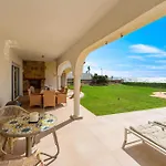 1100 Beachfront First Line *