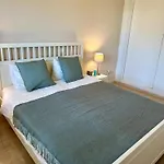 1100 Beachfront First Line فيلة *