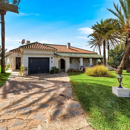 1100 Beachfront First Line Marbellac