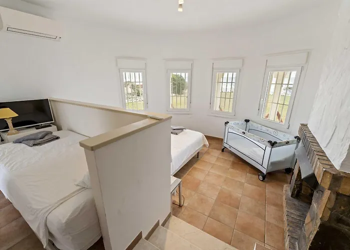 1100 Beachfront First Line * Марбелья