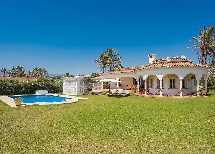 1100 Beachfront First Line * Марбелья