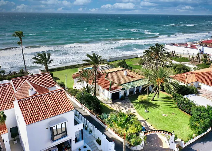 1100 Beachfront First Line *