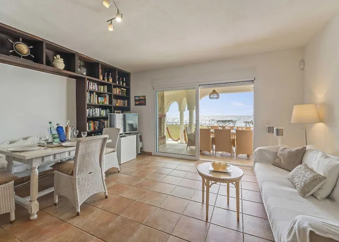 1100 Beachfront First Line 别墅 马尔韦利亚