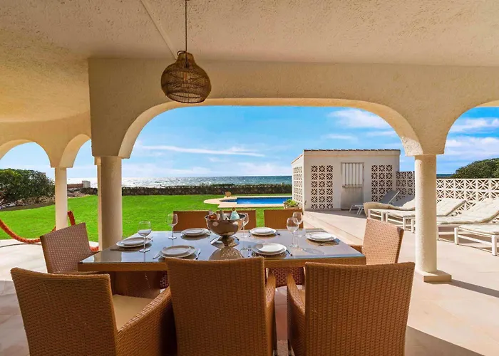 1100 Beachfront First Line 别墅 *