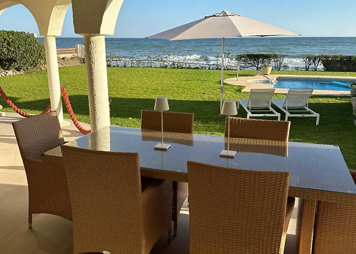 1100 Beachfront First Line * 马尔韦利亚