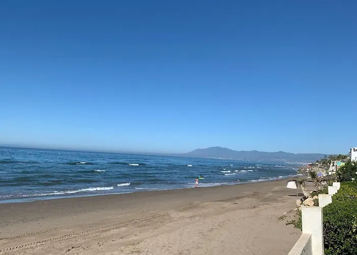 别墅 1100 Beachfront First Line *